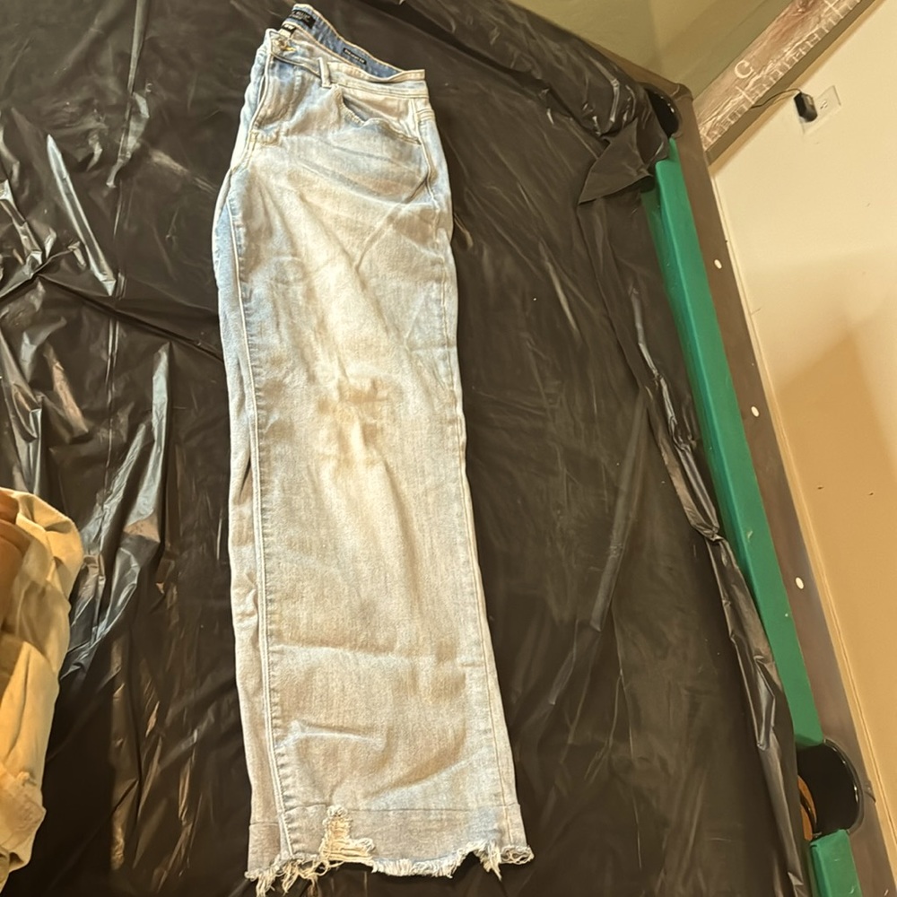 JUDY BLUE WOMENS 16W STRAIGHT FIT LIGHT DENIM USED GOOD CONDITION hemmed 30/31